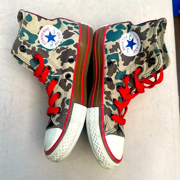 Converse boys Size 1, custom ID sneakers one of a kind sneaker. - Picture 1 of 5